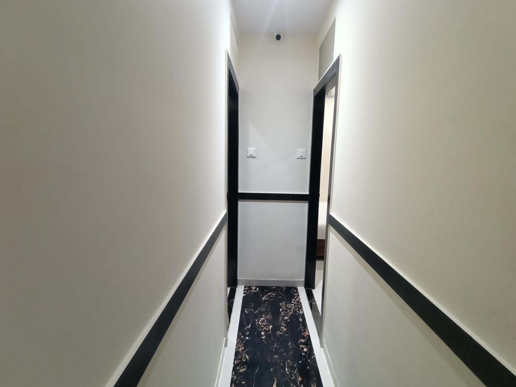 Hotel Lavender - In Andheri East Bombay